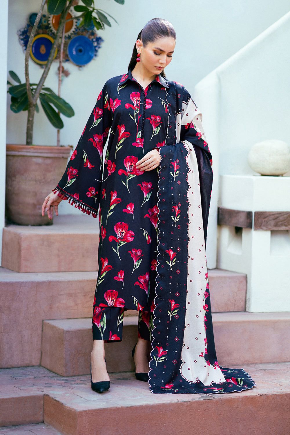 BAROQUE - 3PC Lawn Printed Shirt With Voile Printed Dupatta-2025-123