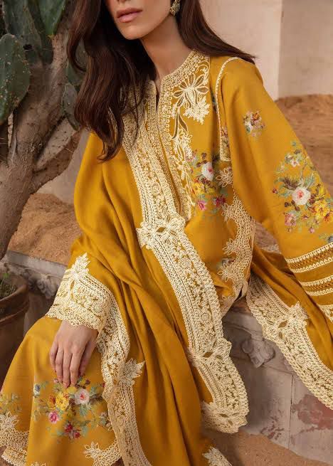 ASIM JOFA D#109 – 3PC Luxury Lawn with Dupatta –DS#231