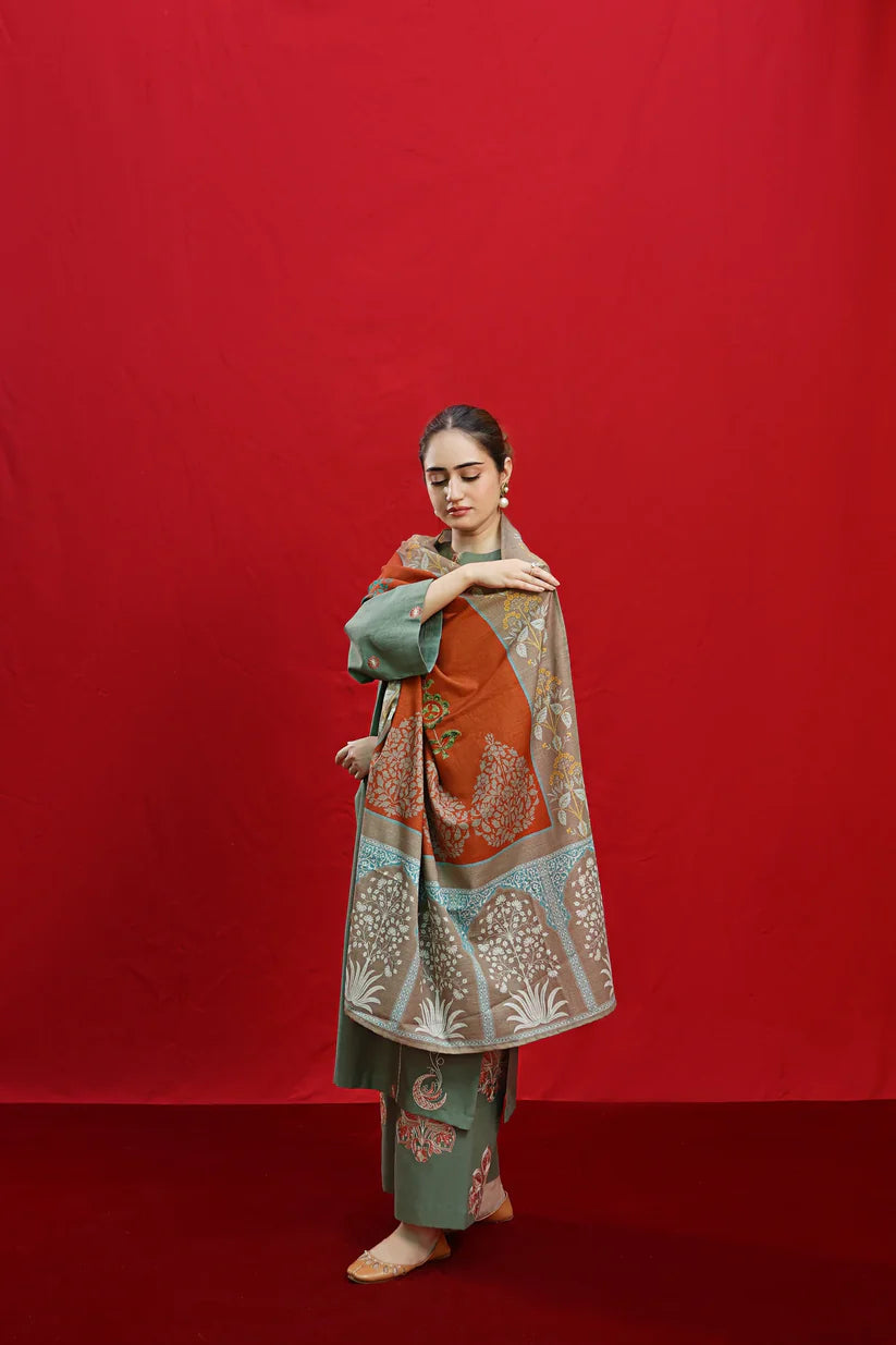 Urge D #22-01 – Luxury Lawn 3PC – Jacquard Monar Printed Dupatta