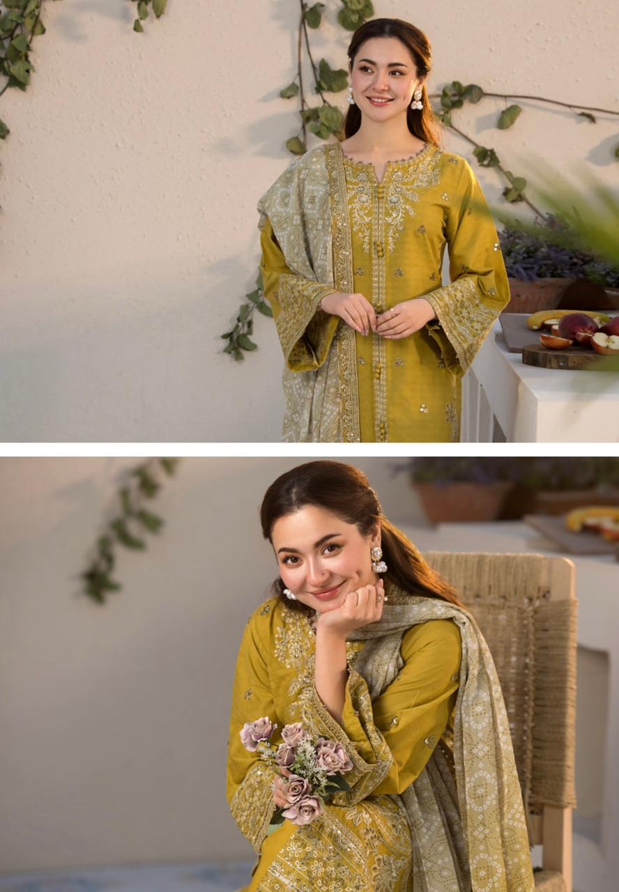 Zara Shahjhan-3PC DHANAK – Elegant Embroidered Suit – 6011