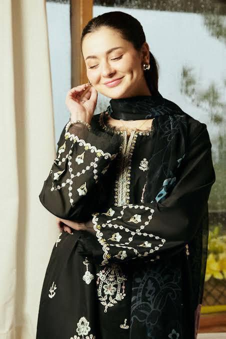 3PC DHANAK EMBROIDERED SHIRT WITH WOOL PRINT SHAWL AND TROUSER SF026