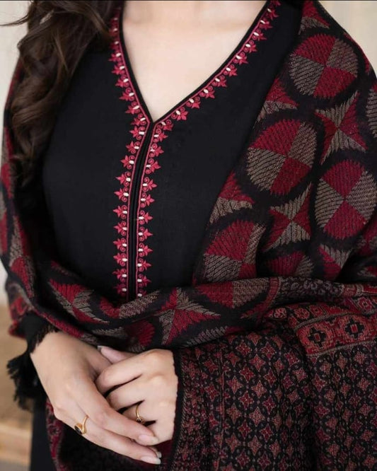 Asline 446 Black Dhanak Embroidered With Woolen Duppata