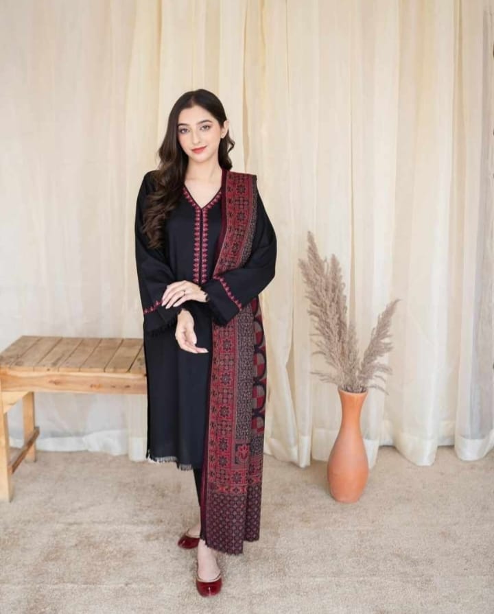 Asline 446 Black Dhanak Embroidered With  Woolen Duppata