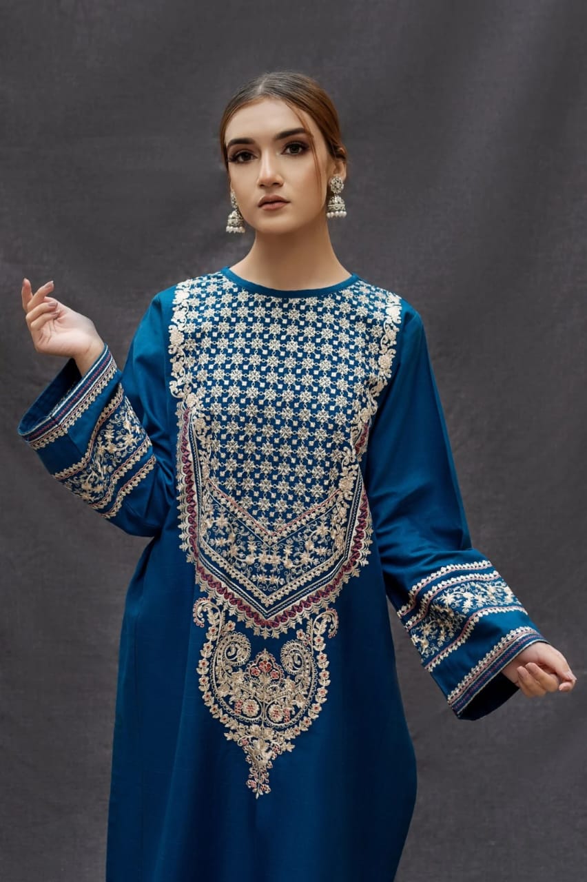 Urge D #55-01 – Luxury Lawn 3PC – Digital Printed Swiss Lawn Dupatta