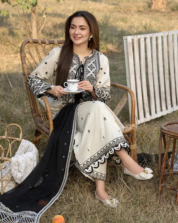 QALAMQAR-3PC DHANAK EMBROIDERED SHIRT WITH woll DUPATTA AND EMB TROUSER sf 01