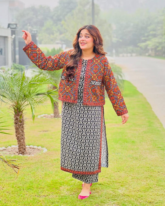 SAPPHIRE -3PC KARANDI  Bana Dori Printed  Shirt With Printed Duppta -SAF 5066