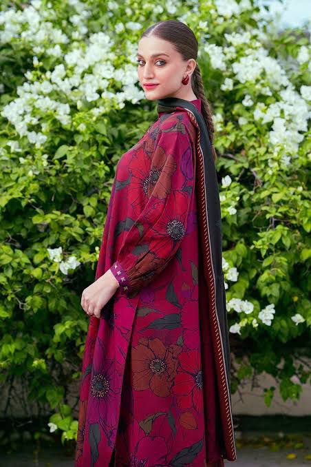 SAPPHIRE -3PC KARANDI  Bana Dori Printed  Shirt With Printed Duppta -SAF 5067
