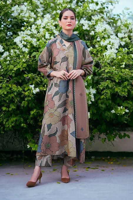 SAPPHIRE -3PC KARANDI  Bana Dori Printed  Shirt With Printed Duppta -SAF 5068