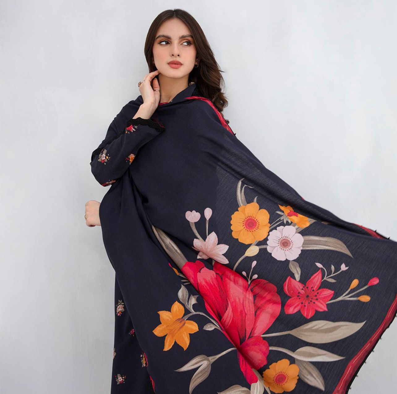 SAPPHIRE -3PC KARANDI  Bana Dori Printed  Shirt With Printed Duppta -SAF 5070