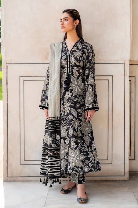 SAPPHIRE -3PC KARANDI  Bana Dori Printed  Shirt With Printed Duppta -SAF 5072