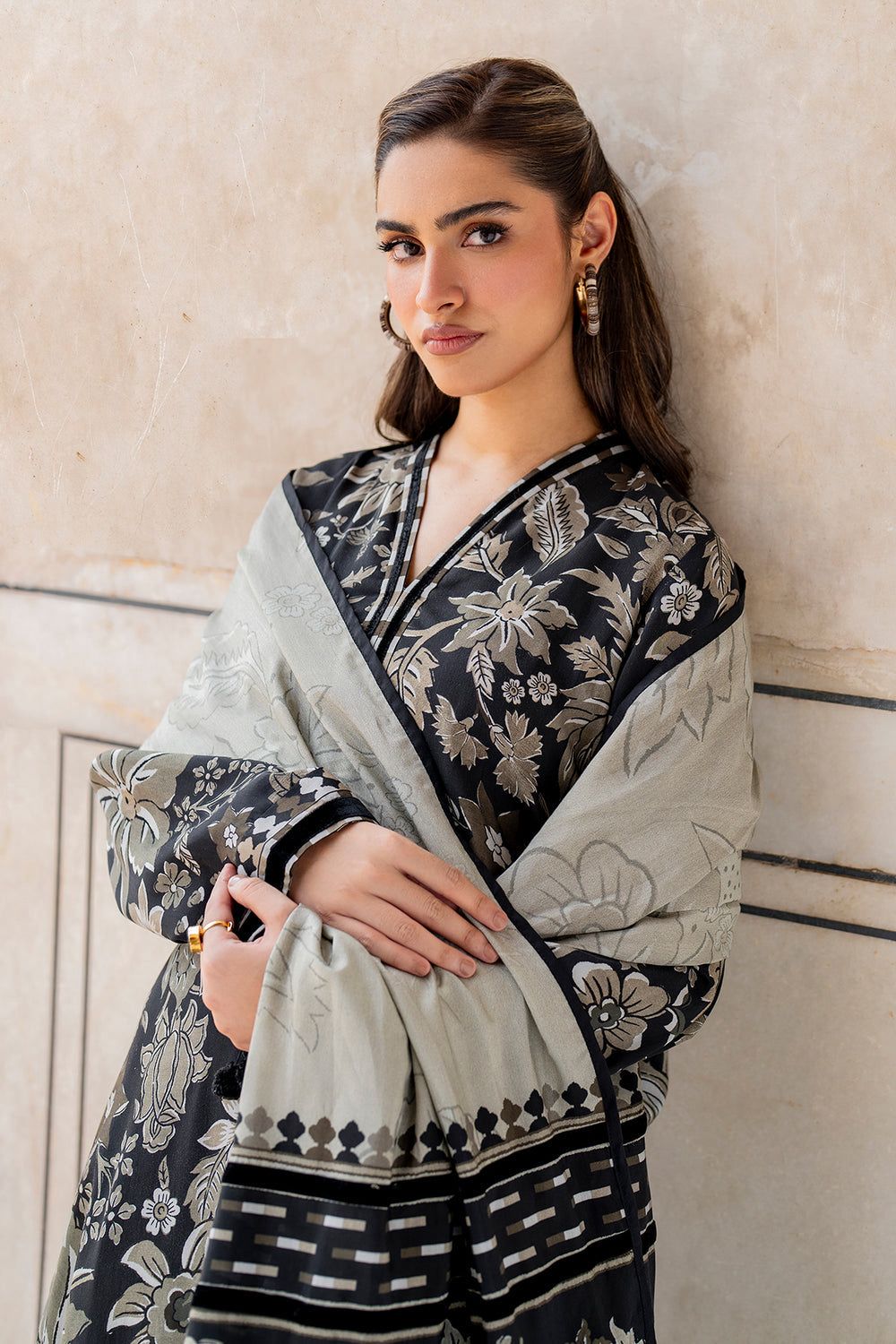 SAPPHIRE -3PC KARANDI  Bana Dori Printed  Shirt With Printed Duppta -SAF 5072