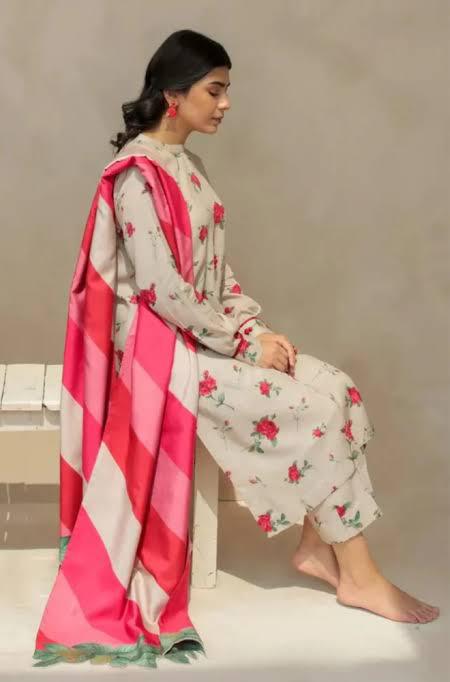 SAPPHIRE -3PC KARANDI  Bana Dori Printed  Shirt With Printed Duppta -SAF 5073