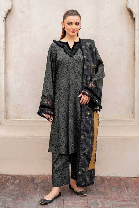 SAPPHIRE -3PC KARANDI  Bana Dori Printed  Shirt With Printed Duppta -SAF 5038