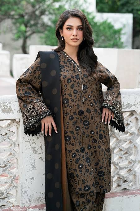 SAPPHIRE -3PC KARANDI  Bana Dori Printed  Shirt With Printed Duppta -SAF 5049