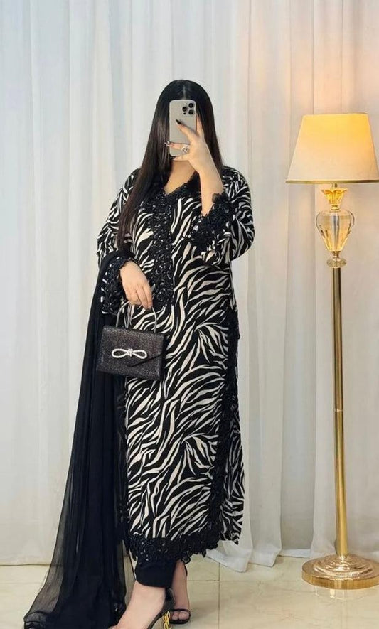 SAPPHIRE -3PC KARANDI  Bana Dori Printed  Shirt With Printed Duppta -SAF 5050