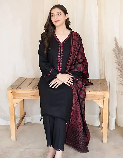 DYOT-3PC DHANAK – Elegant Embroidered Suit – 6005