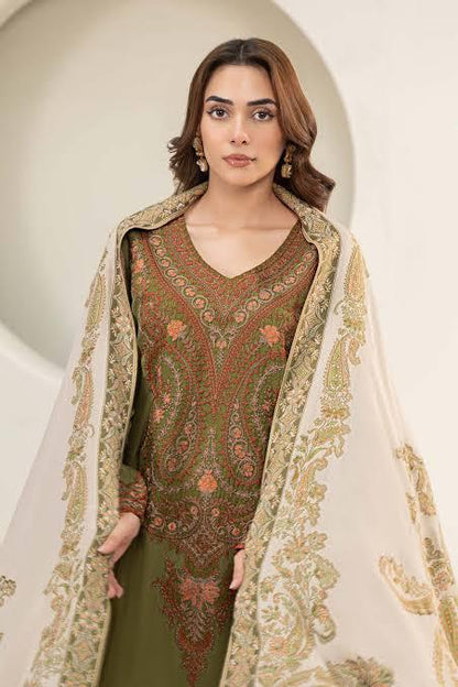 Zara Shahjhan-3PC DHANAK – Elegant Embroidered Suit – 6015