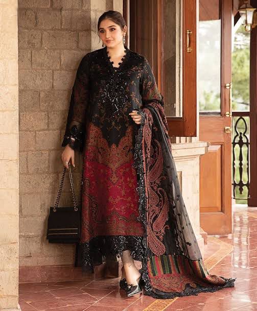 SAPPHIRE -3PC KARANDI  Bana Dori Printed  Shirt With Printed Duppta -SAF 5008