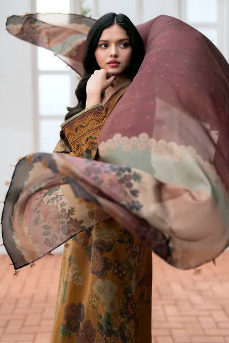 SAPPHIRE -3PC KARANDI  Bana Dori Printed  Shirt With Printed Duppta -SAF 5030