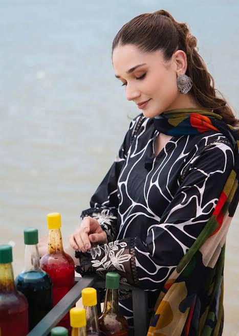 SAPPHIRE -3PC KARANDI  Bana Dori Printed  Shirt With Printed Duppta -SAF 5005