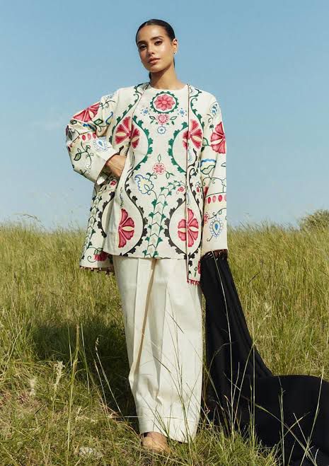 Zara Shahjahan – Embroidered Lawn 3PC – Summer Collection 2025 DW 768
