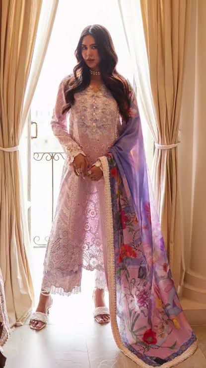 Zara Shahjahan – Embroidered Lawn 3PC – Summer Collection 2025 DW 765